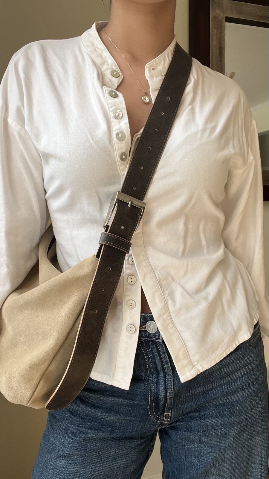 Cartera Victoria Trigo – cruzada, detalle de la correa